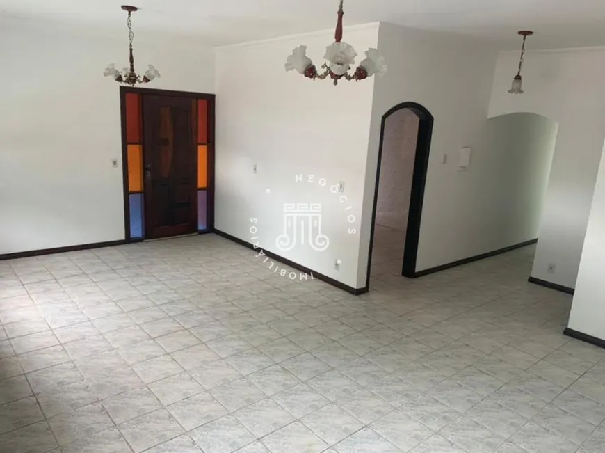 Foto 1 de Sobrado com 3 Quartos à venda, 205m² em Cidade Nova, Jundiaí