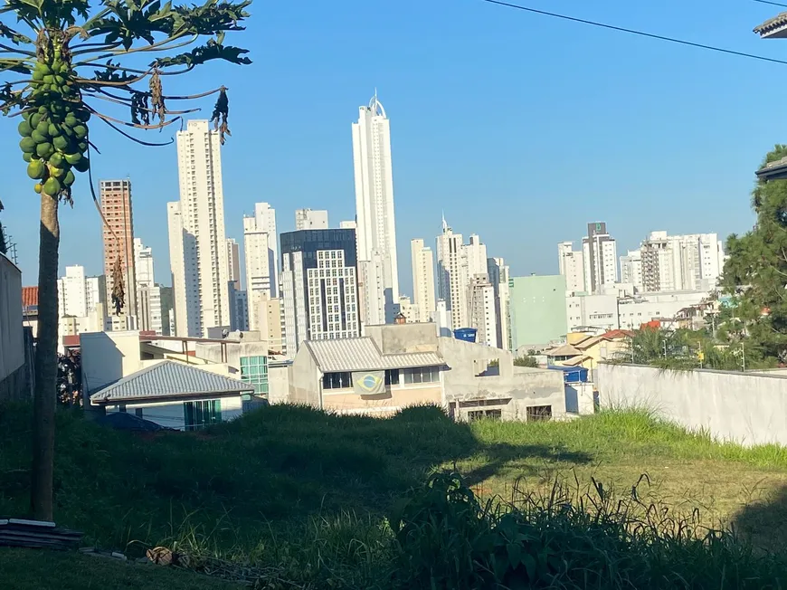 Foto 1 de Lote/Terreno à venda, 350m² em Ariribá, Balneário Camboriú