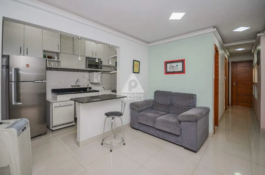 Foto 1 de Apartamento com 2 Quartos à venda, 62m² em Botafogo, Rio de Janeiro