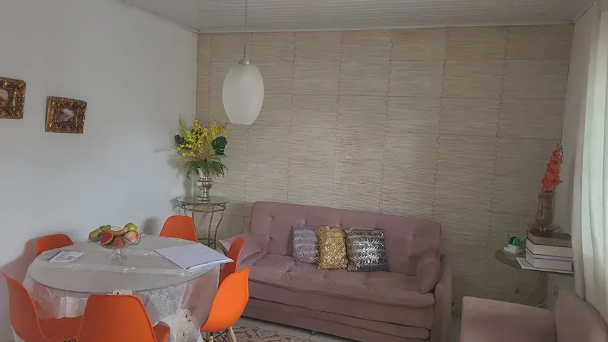 Foto 1 de Casa com 2 Quartos à venda, 70m² em Boca do Rio, Salvador