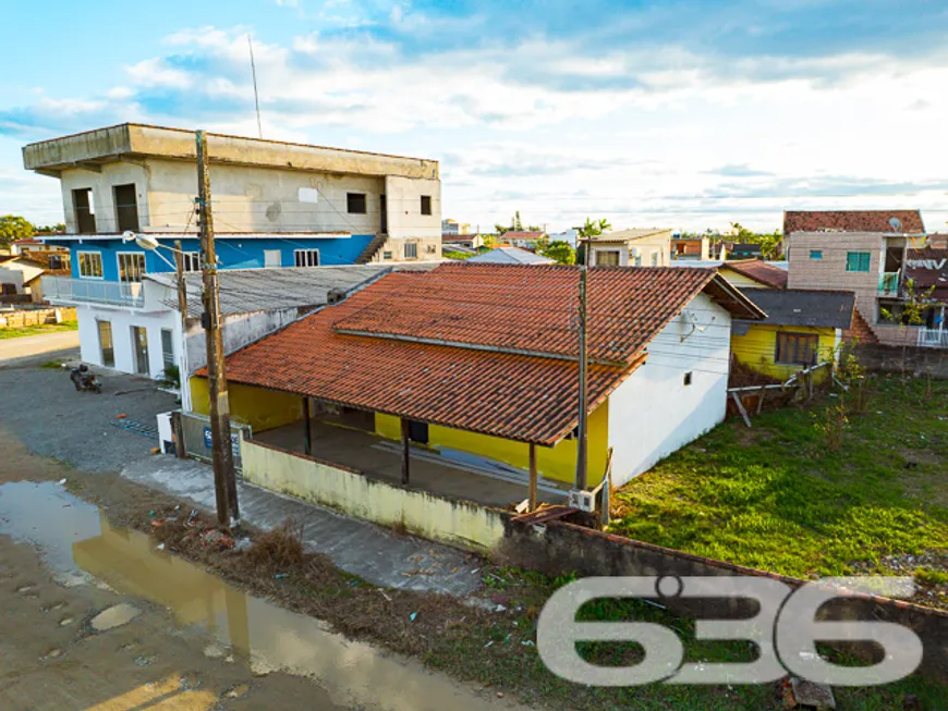 Foto 1 de Casa com 2 Quartos à venda, 90m² em Centro, Balneário Barra do Sul