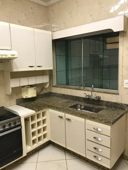 Foto 1 de Casa com 2 Quartos à venda, 174m² em Pacaembu, São Paulo