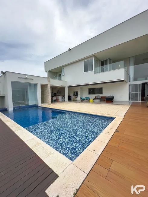Foto 1 de Casa de Condomínio com 5 Quartos à venda, 680m² em Boulevard Lagoa, Serra