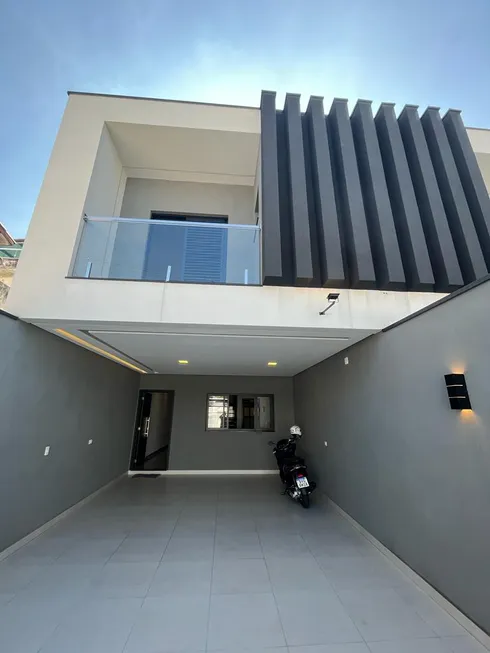 Foto 1 de Sobrado com 3 Quartos à venda, 164m² em Anchieta, São Bernardo do Campo