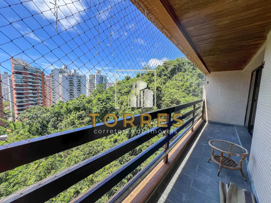 Foto 1 de Apartamento com 3 Quartos para alugar, 120m² em Praia das Pitangueiras, Guarujá