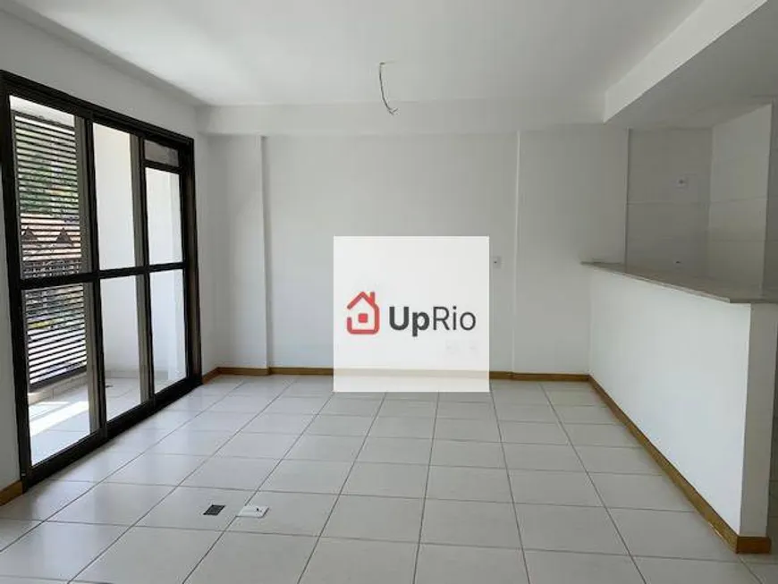 Foto 1 de Apartamento com 2 Quartos para venda ou aluguel, 98m² em Itaipava, Petrópolis