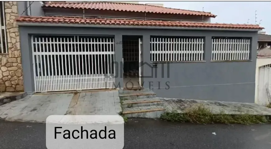 Foto 1 de Casa com 5 Quartos à venda, 260m² em Vila Sao Vicente Colonia do Marcal, São João Del Rei