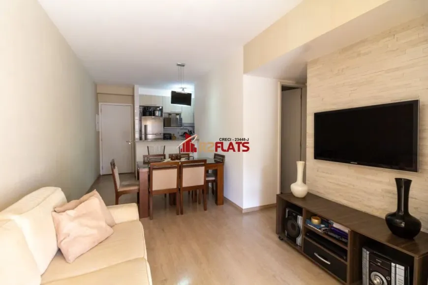 Foto 1 de Flat com 2 Quartos para alugar, 70m² em Vila Olímpia, São Paulo