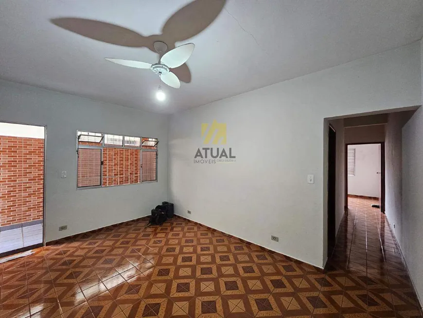 Foto 1 de Casa com 3 Quartos para alugar, 80m² em Jardim Apura, São Paulo