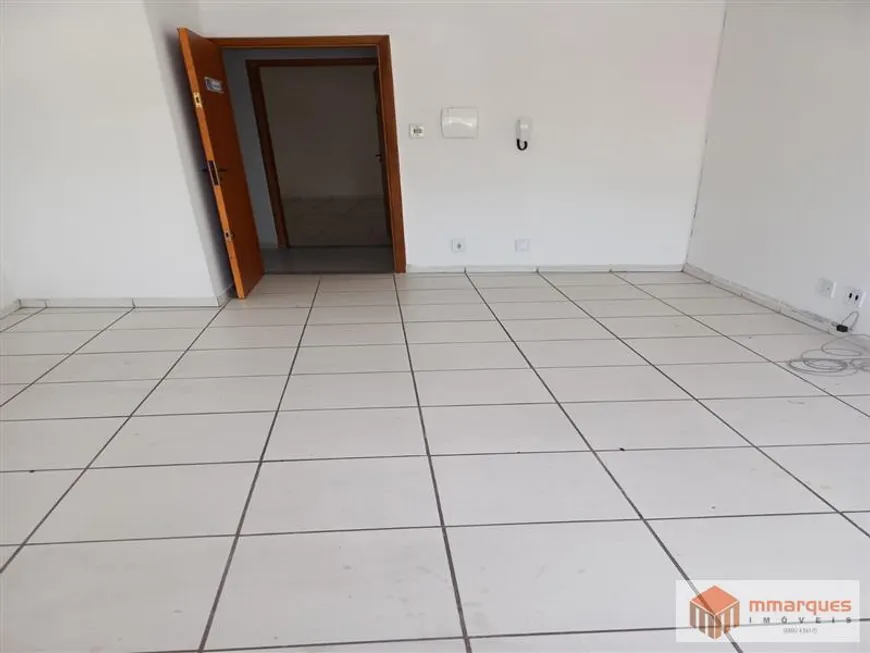 Foto 1 de Sala Comercial para alugar, 40m² em Vila Marieta, São Paulo