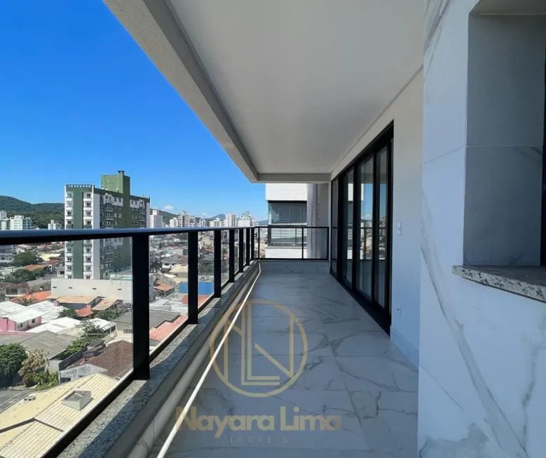 Foto 1 de Apartamento com 3 Quartos à venda, 118m² em Centro, Itajaí