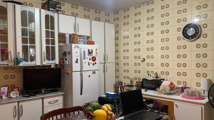 Foto 1 de Casa com 3 Quartos à venda, 178m² em Jardim das Maravilhas, Santo André