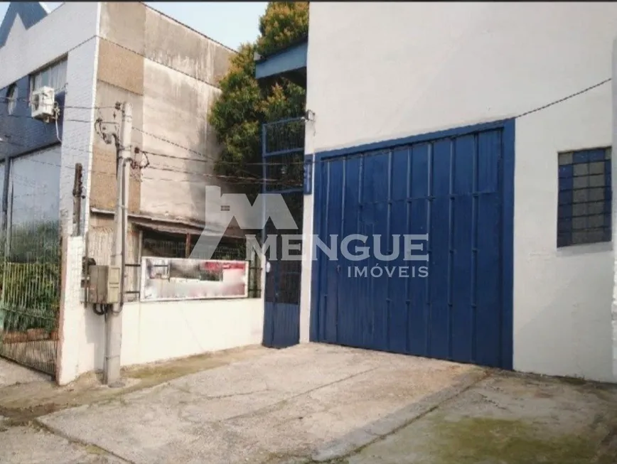 Foto 1 de Lote/Terreno à venda, 670m² em Navegantes, Porto Alegre