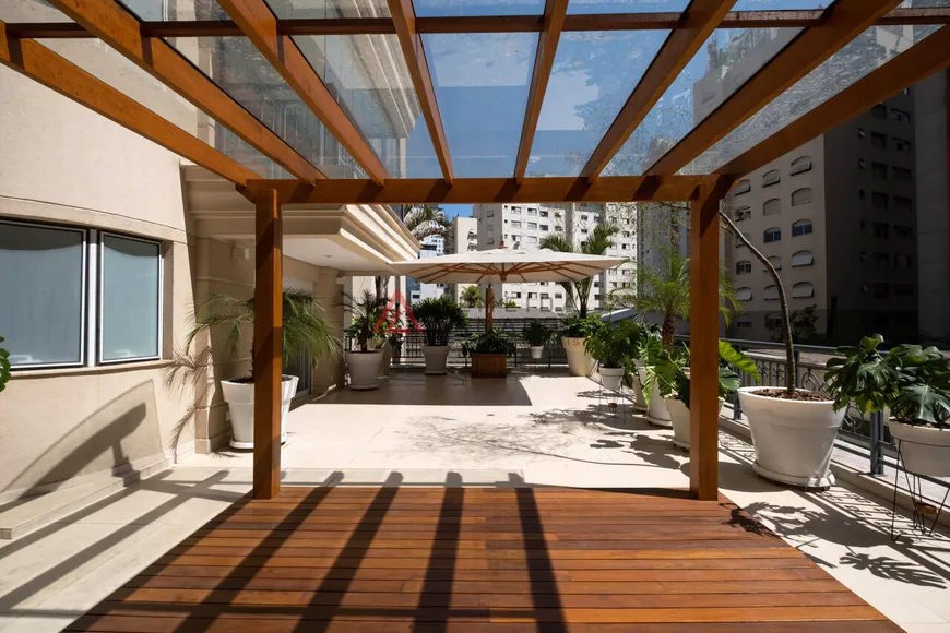 Foto 1 de Apartamento com 4 Quartos à venda, 455m² em Itaim Bibi, São Paulo
