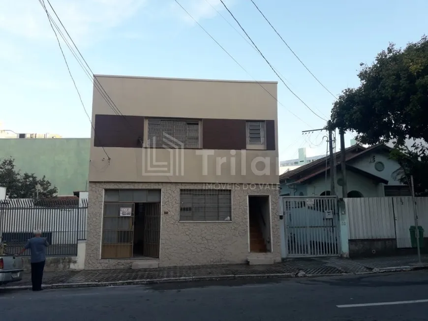 Foto 1 de Casa com 4 Quartos à venda, 165m² em Centro, São José dos Campos