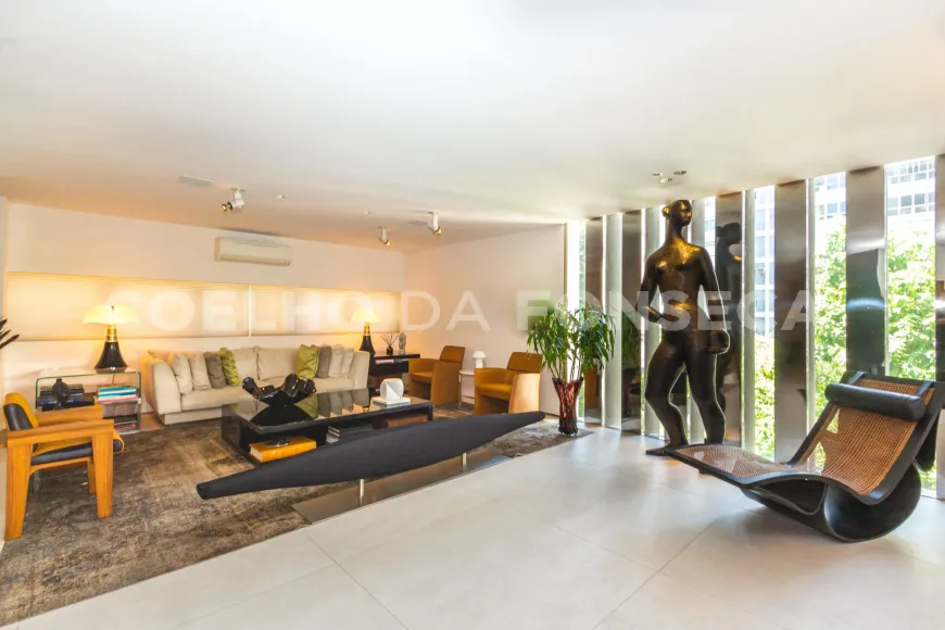 Foto 1 de Apartamento com 3 Quartos à venda, 460m² em Jardins, São Paulo