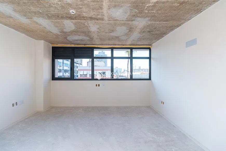 Foto 1 de Sala Comercial para alugar, 28m² em Menino Deus, Porto Alegre