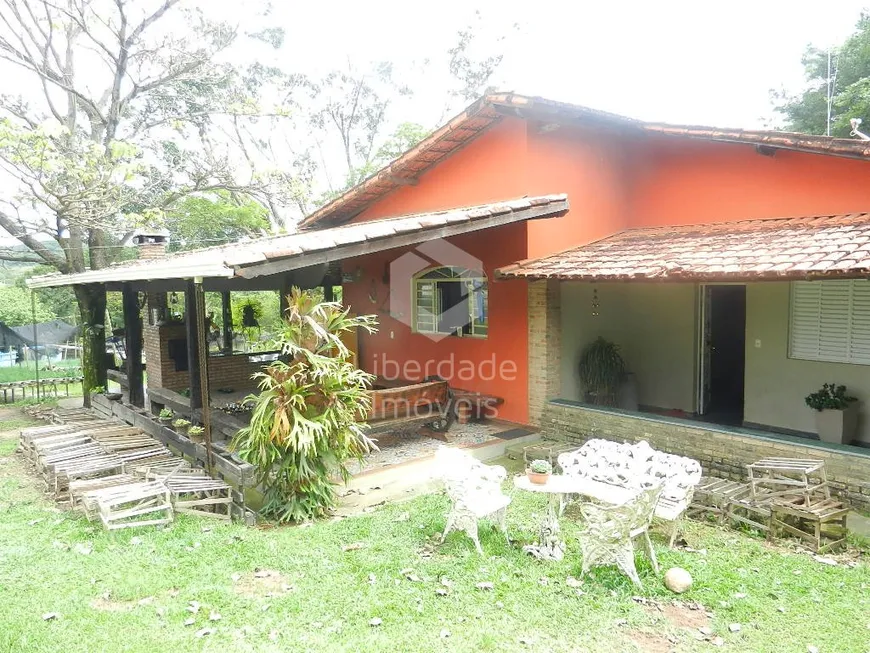 Foto 1 de Fazenda/Sítio com 3 Quartos à venda, 250m² em Estancia do Sereno Sede, Betim