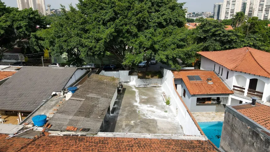 Foto 1 de Lote/Terreno com 1 Quarto à venda, 403m² em Jardim Campo Grande, São Paulo