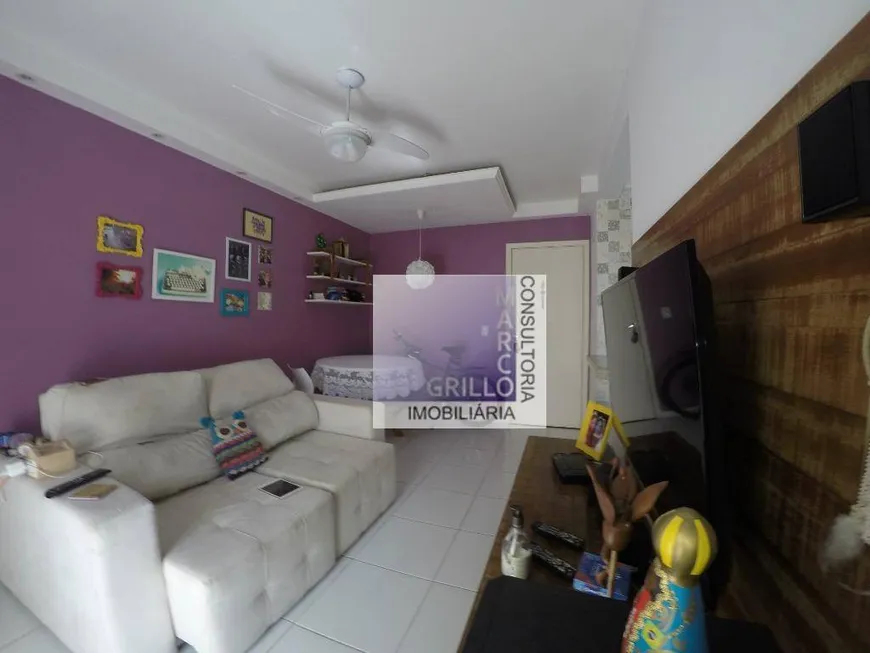 Foto 1 de Apartamento com 2 Quartos à venda, 55m² em Camorim, Rio de Janeiro