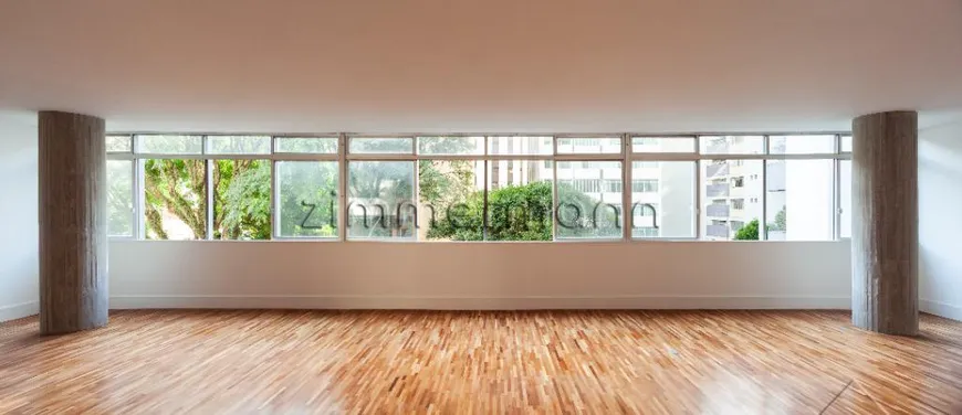 Foto 1 de Apartamento com 3 Quartos à venda, 272m² em Higienópolis, São Paulo