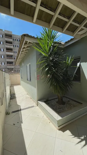 Foto 1 de Casa de Condomínio com 2 Quartos à venda, 106m² em Jardim Carolina, Jundiaí