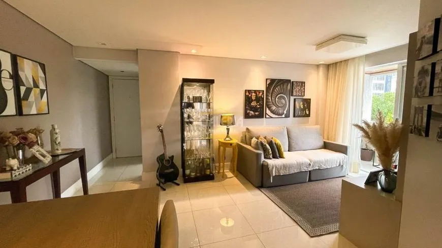 Foto 1 de Apartamento com 3 Quartos à venda, 79m² em América, Joinville