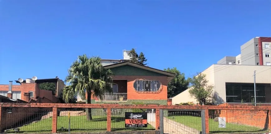 Foto 1 de Casa com 3 Quartos à venda, 250m² em Santa Catarina, Caxias do Sul