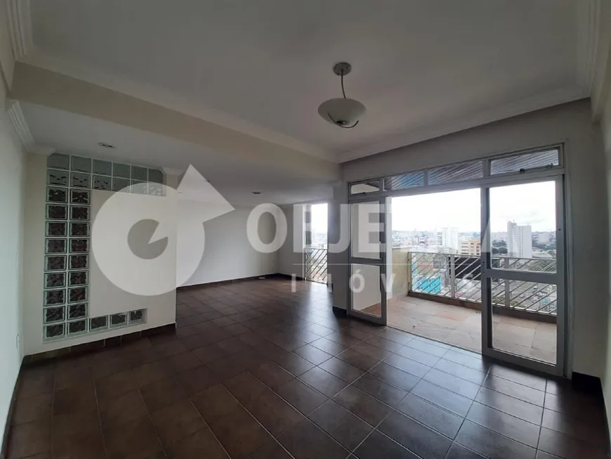 Foto 1 de Apartamento com 4 Quartos à venda, 180m² em Centro, Uberlândia