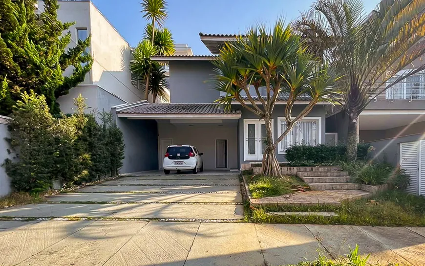 Foto 1 de Casa de Condomínio com 3 Quartos para venda ou aluguel, 250m² em Vila Oliveira, Mogi das Cruzes