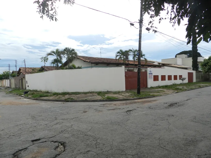 Foto 1 de Casa com 3 Quartos para alugar, 140m² em Jardim América, Goiânia
