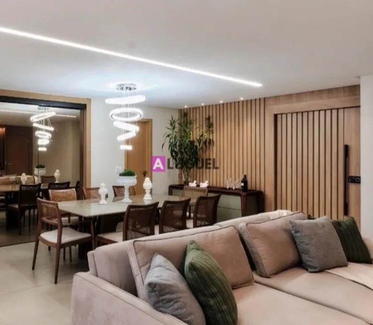 Foto 1 de Apartamento com 3 Quartos para alugar, 155m² em Setor Bueno, Goiânia