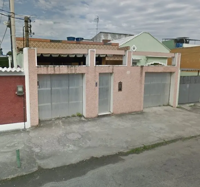 Foto 1 de Casa com 3 Quartos à venda, 120m² em Guadalupe, Rio de Janeiro