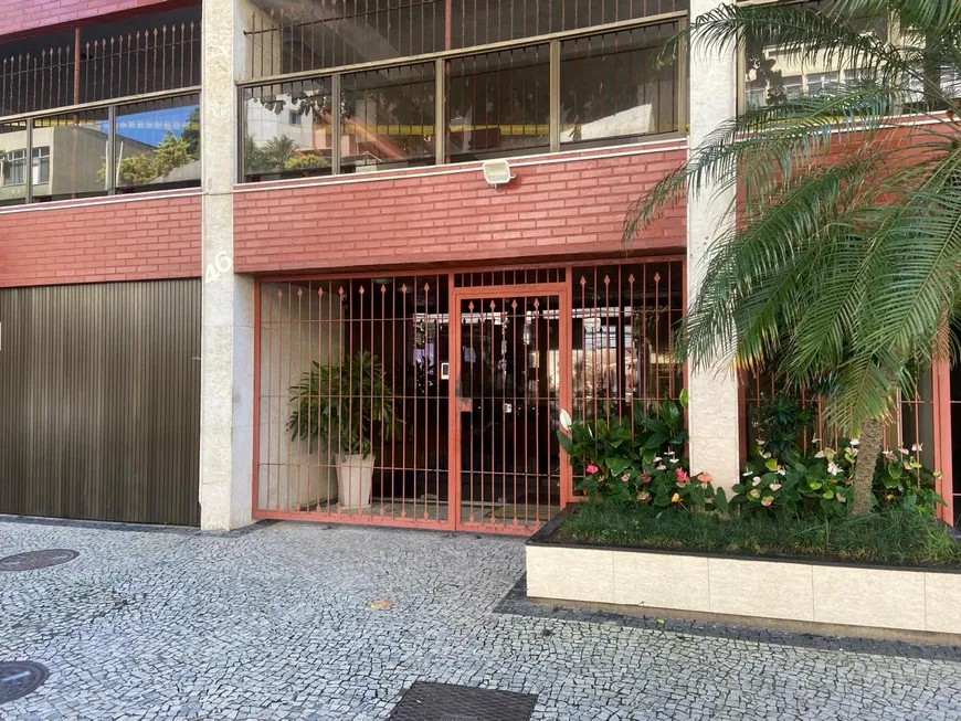 Foto 1 de Apartamento com 3 Quartos para alugar, 144m² em Copacabana, Rio de Janeiro