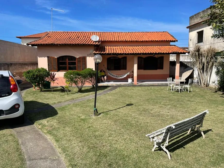 Foto 1 de Casa com 2 Quartos à venda, 116m² em Gravatá, Saquarema