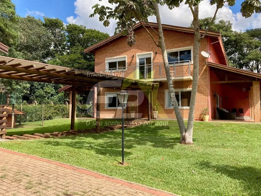 Foto 1 de Fazenda/Sítio com 3 Quartos à venda, 500m² em Tibaia de São Fernando, São Carlos