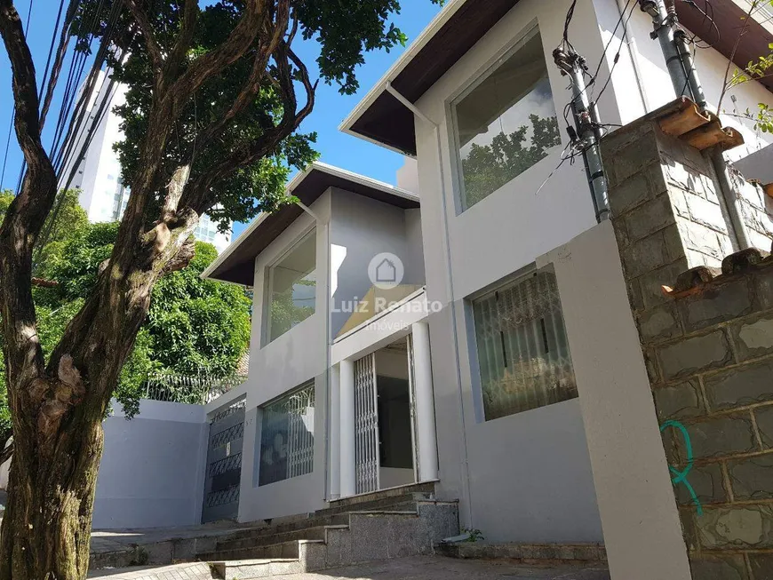 Foto 1 de Casa com 4 Quartos para alugar, 232m² em Serra, Belo Horizonte