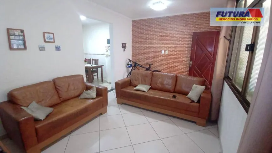 Foto 1 de Sobrado com 3 Quartos à venda, 114m² em Vila São Jorge, São Vicente