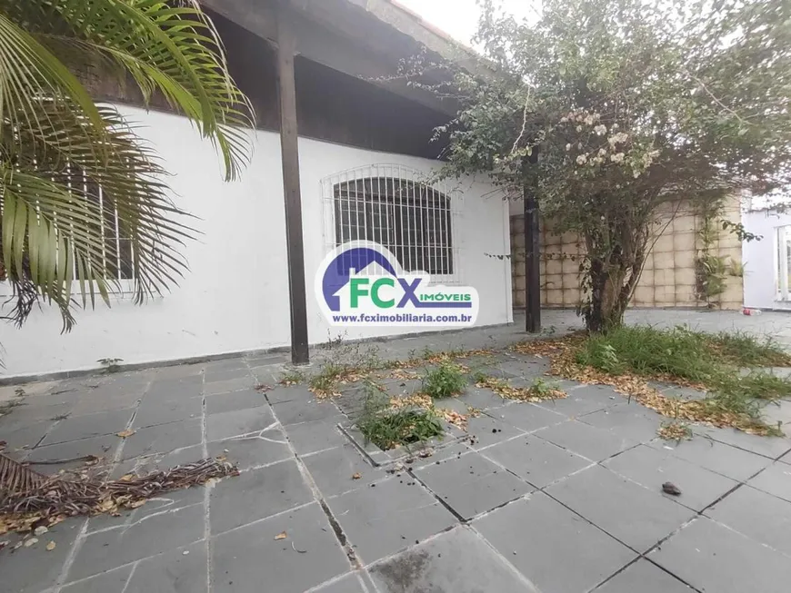 Foto 1 de Casa com 2 Quartos à venda, 89m² em Centro, Mongaguá