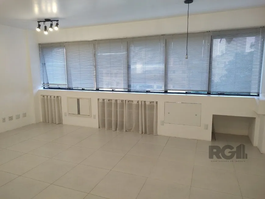 Foto 1 de Sala Comercial para alugar, 48m² em Petrópolis, Porto Alegre