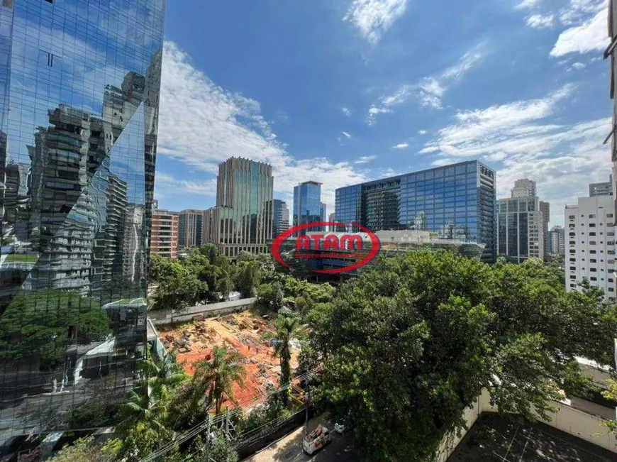 Foto 1 de Apartamento com 4 Quartos à venda, 220m² em Jardim Paulista, São Paulo