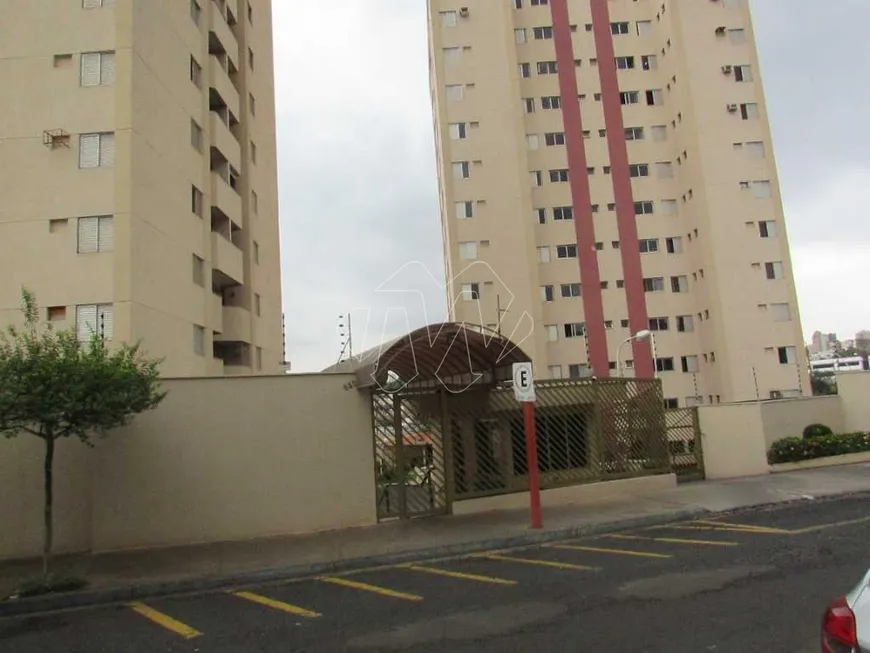 Foto 1 de Apartamento com 3 Quartos à venda, 97m² em Vila Melhado, Araraquara