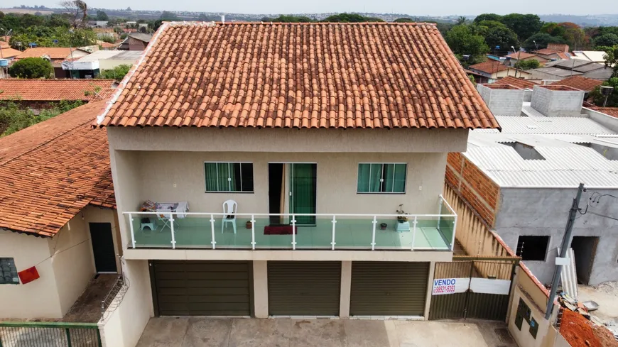 Foto 1 de Imóvel Comercial com 3 Quartos à venda, 220m² em Condomínio Rio Branco, Goiânia