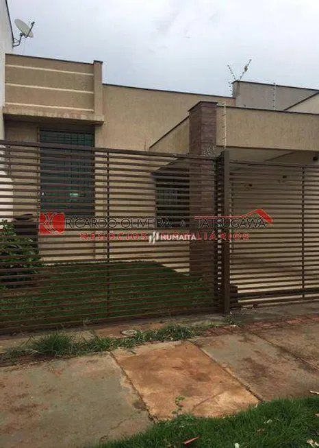 Foto 1 de Casa com 2 Quartos à venda, 67m² em Columbia, Londrina