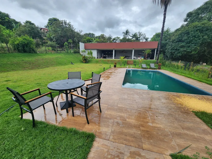 Foto 1 de Casa com 4 Quartos à venda, 300m² em Quintas da Jangada 2 Secao, Ibirite