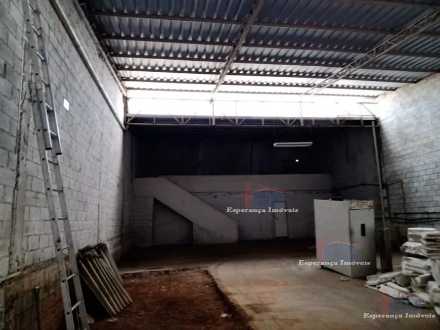 Foto 1 de Galpão/Depósito/Armazém para alugar, 350m² em Quitaúna, Osasco