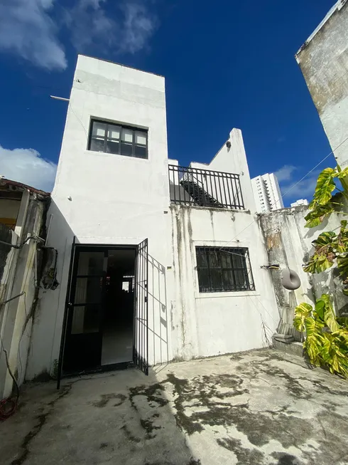 Foto 1 de Sobrado com 3 Quartos para alugar, 150m² em Ilha do Retiro, Recife