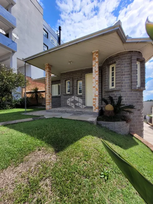 Foto 1 de Casa com 3 Quartos à venda, 212m² em Vicentina, Farroupilha