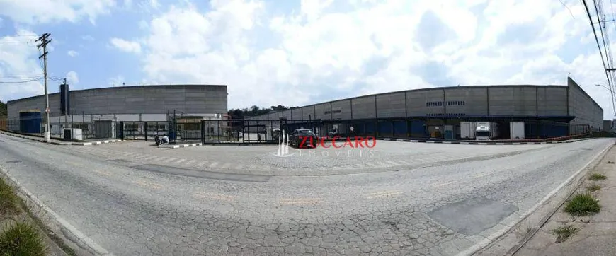 Foto 1 de Galpão/Depósito/Armazém para alugar, 7990m² em Perová, Arujá