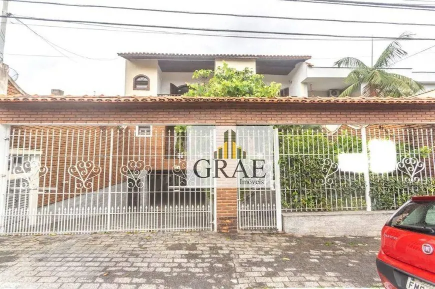 Foto 1 de Sobrado com 4 Quartos para venda ou aluguel, 290m² em Jardim do Mar, São Bernardo do Campo